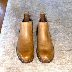 Size 9 docker boots